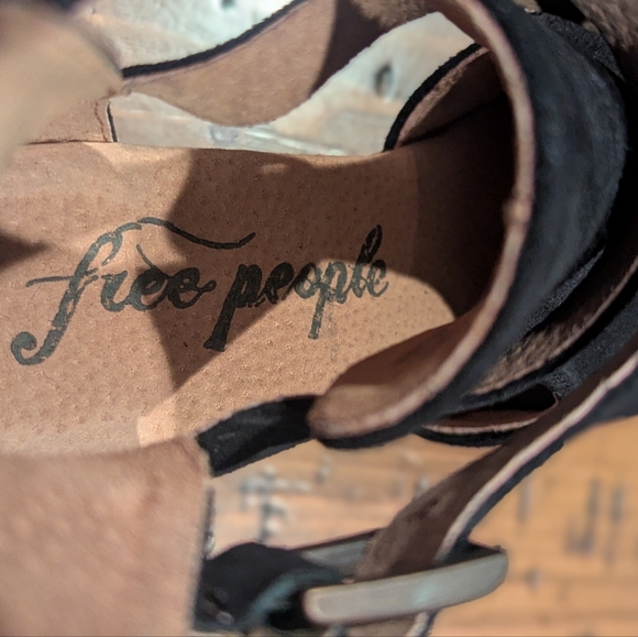 F.P. sz.6.5 (36.5) Cedar Clog Platform Suede - Picture 7 of 14